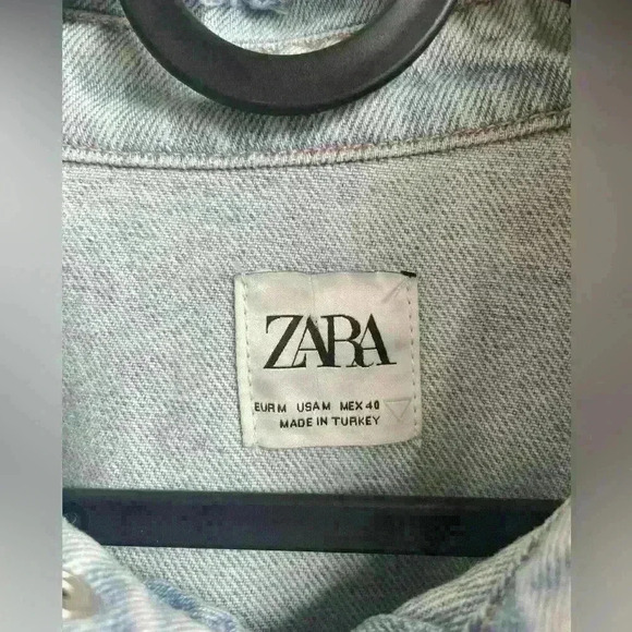 Zara Denim Overshirt 100% cotton size  M Oversized Blue washed Shacket Jacket - Picture 2 of 9